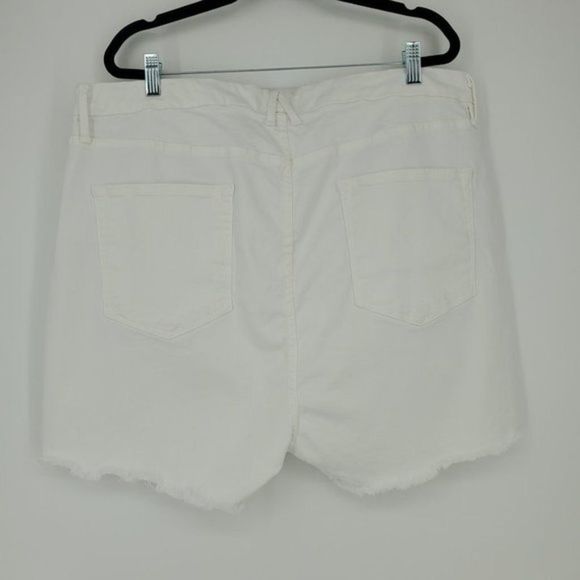 Good American High Waist Distressed Shorts - Picture 5 of 9